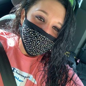 Meet your Posher, Crystal